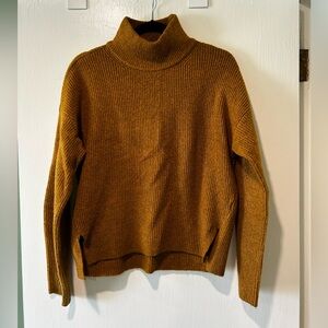 Abercrombie & Fitch Gold Mockneck Sweater